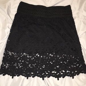 Textured black skirt